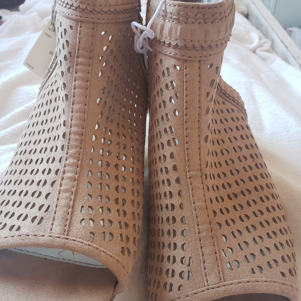 heels